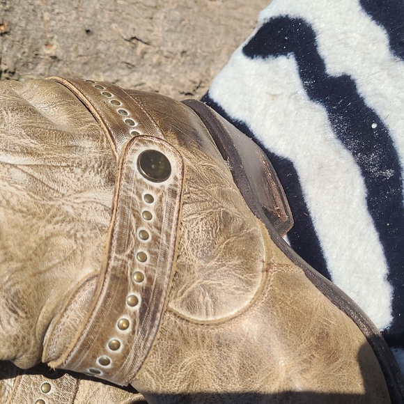 Sonora Leather distressed square toe knee boots - Picture 4 of 14